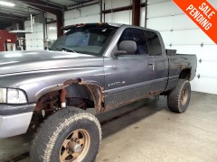 BUY DODGE RAM 2500 2002 4DR QUAD CAB 139