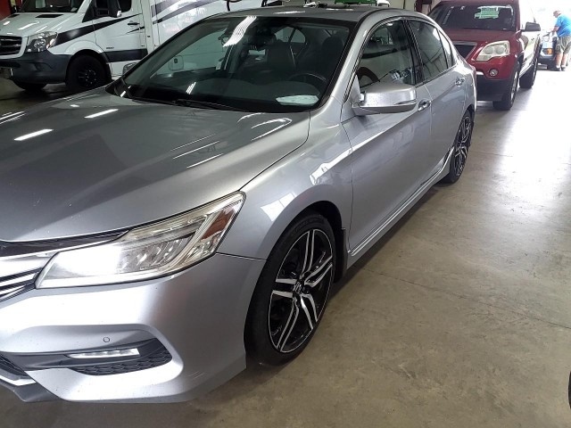 BUY HONDA ACCORD SEDAN 2017 TOURING AUTO, Fairway Auto Auction