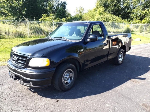 BUY FORD F-150 2001 REG CAB 139