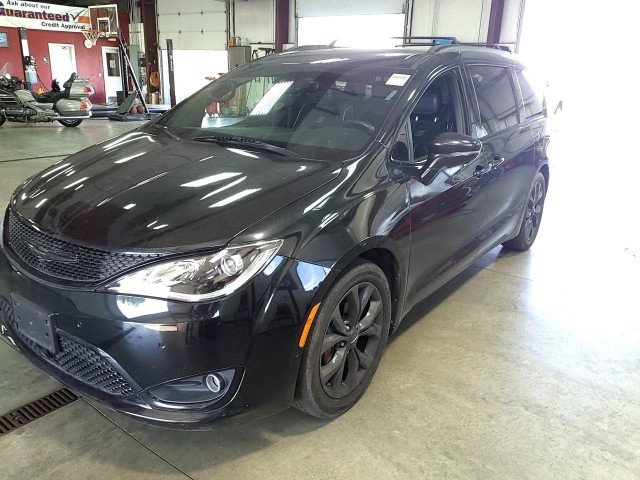 BUY CHRYSLER PACIFICA 2018 LIMITED FWD, Fairway Auto Auction