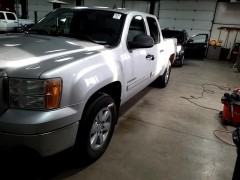 BUY GMC SIERRA 1500 2012 4WD CREW CAB 143.5