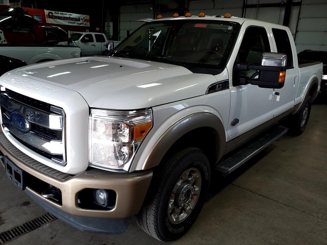 BUY FORD SUPER DUTY F-250 2012 4WD CREW CAB 156
