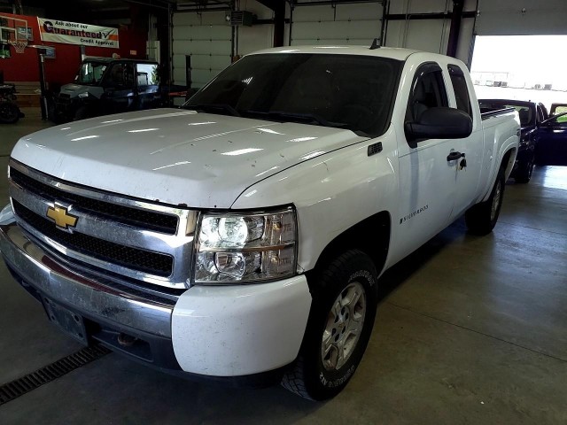 BUY CHEVROLET SILVERADO 1500 2008 4WD EXT CAB 134.0