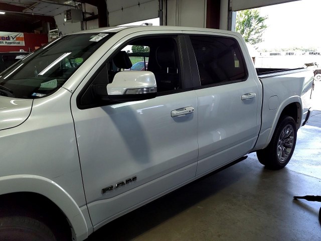 BUY RAM 1500 2019 LARAMIE 4X4 CREW CAB 5'7