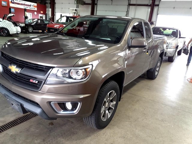 BUY CHEVROLET COLORADO 2015 4WD EXT CAB 128.3